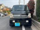 いい車を安値で。それを可能にしているのは、松宮自動車ならではの経営方法。経費を削減するために、自宅を事務所にして、近くの駐車場に在庫を置いております。