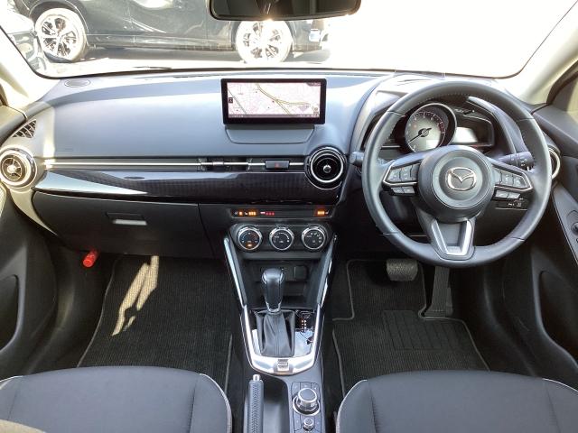 MAZDA2 1.5 15BD 4WD セーフティクルーズPkg 360度セーフティPkg マツダコネクトPkg 地デジチューナー 360°カメラ アダプティブクルーズコントロール 衝突軽減ブレーキ コーナーセンサー LEDライト 4WD(2枚目)