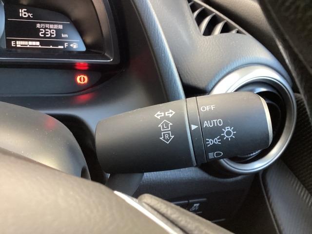 �[��ꎞ��A�������g���l���ȂǁA�w�b�h���C�g�_�E�����̔ς킵������J�����Ă����I�[�g���C�g����������Ă��܂��B