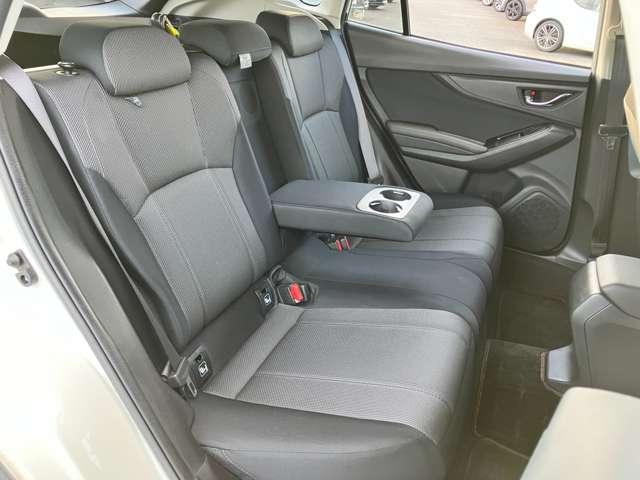 ＸＶ １．６ｉ－Ｌ　アイサイト　４ＷＤ　１オーナー！４ＷＤ！禁煙車！衝突被害軽減ブレーキ！アダプティブクルコン！純正ナビ！バックカメラ！ＢＴ！フルセグＴＶ！ＥＴＣ！オートライト！スマートキー＆プッシュスタート！横滑り防止装置！ルーフレール！（18枚目）