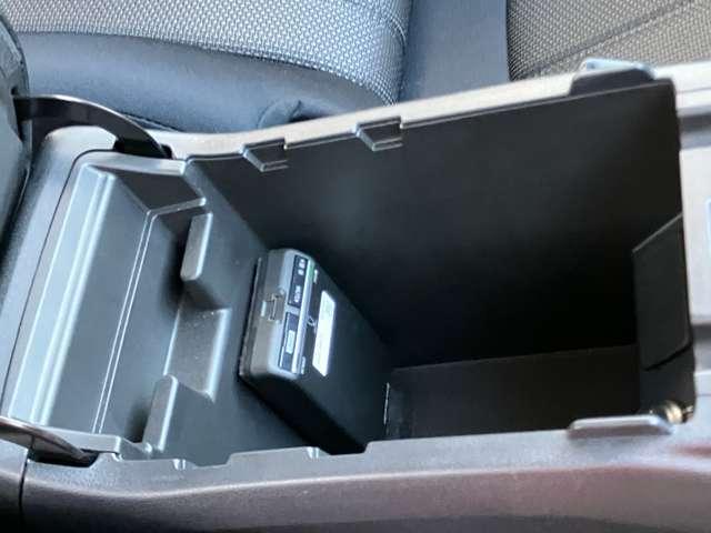 ＸＶ １．６ｉ－Ｌ　アイサイト　４ＷＤ　１オーナー！４ＷＤ！禁煙車！衝突被害軽減ブレーキ！アダプティブクルコン！純正ナビ！バックカメラ！ＢＴ！フルセグＴＶ！ＥＴＣ！オートライト！スマートキー＆プッシュスタート！横滑り防止装置！ルーフレール！（36枚目）