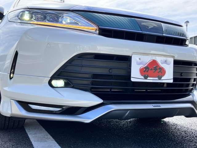 ハリアー プレミアム　メタル　アンド　レザーパッケージ　禁煙車！衝突被害軽減！Ａクルコン！サンルーフ！純正ナビ！Ｂカメラ！ＢＴ！フルセグＴＶ！パワーシート！ＥＴＣ！オートライト！シートヒーター＆エアコン！スマートキー＆プッシュスタート！モデリスタエアロ！（11枚目）