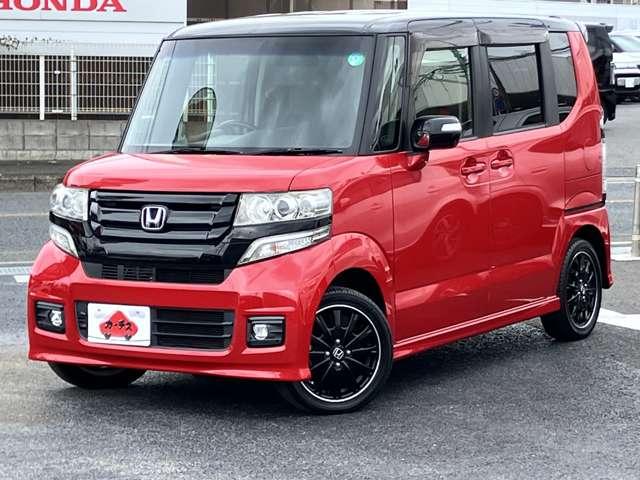 Ｎ－ＢＯＸカスタム ２トーンカラースタイル　Ｇ・ターボＬパッケージ　車検Ｒ８年７月／２トーンカラースタイル／両側電動スライドドア／フルセグＴＶ／ＢＬＵＥＴＯＯＴＨ／バックカメラ／純正１５インチアルミ／クルーズコントロール／スマートキー／ＥＴＣ／横滑り防止装置／（3枚目）