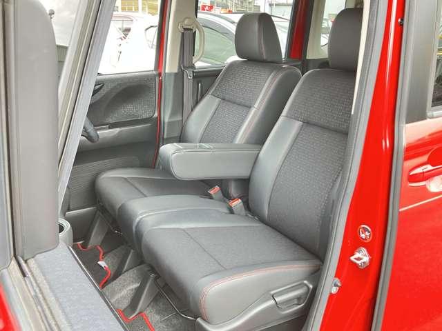 Ｎ－ＢＯＸカスタム ２トーンカラースタイル　Ｇ・ターボＬパッケージ　車検Ｒ８年７月／２トーンカラースタイル／両側電動スライドドア／フルセグＴＶ／ＢＬＵＥＴＯＯＴＨ／バックカメラ／純正１５インチアルミ／クルーズコントロール／スマートキー／ＥＴＣ／横滑り防止装置／（14枚目）