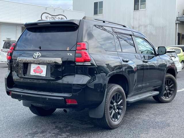 ランドクルーザープラド ＴＸ　Ｌパッケージ　７０ｔｈアニバーサリーリミテッド　４ＷＤ　１オーナー！４ＷＤ！禁煙車！衝突被害軽減！Ａクルコン！サンルーフ！全方位カメラ！純正ナビ！フルセグＴＶ！電動シート！ＥＴＣ２．０！シートヒーターエアコン！スマートキー＆プッシュスタート！茶革シート！（4枚目）