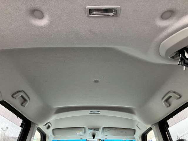 ルーミー カスタムG 禁煙車/スマートアシスト/パノラミックビューモニター/純正メモリーナビ/フルセグTV/BLUETOOTH/LEDヘッドライト/両側電動スライドドア/アイドリングストップ/純正14インチアルミホイール/(33枚目)