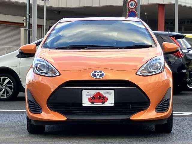 アクア S 車検R8年7月/ワンオーナー/禁煙車/純正メモリーナビ/ワンセグTV/BLUETOOTH対応/ウィンカーミラー/ETC/横滑り防止装置/キーレスエントリー/(5枚目)