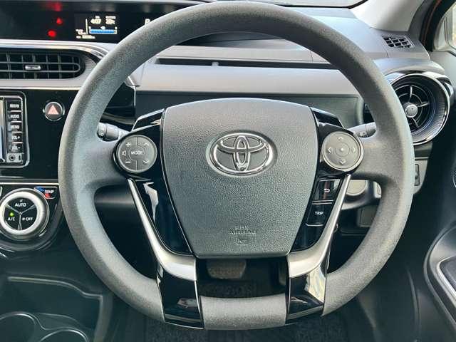 アクア S 車検R8年7月/ワンオーナー/禁煙車/純正メモリーナビ/ワンセグTV/BLUETOOTH対応/ウィンカーミラー/ETC/横滑り防止装置/キーレスエントリー/(17枚目)