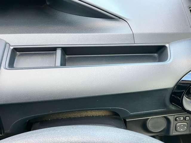 アクア S 車検R8年7月/ワンオーナー/禁煙車/純正メモリーナビ/ワンセグTV/BLUETOOTH対応/ウィンカーミラー/ETC/横滑り防止装置/キーレスエントリー/(29枚目)