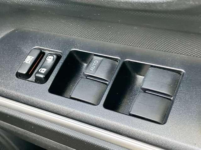 アクア S 車検R8年7月/ワンオーナー/禁煙車/純正メモリーナビ/ワンセグTV/BLUETOOTH対応/ウィンカーミラー/ETC/横滑り防止装置/キーレスエントリー/(31枚目)