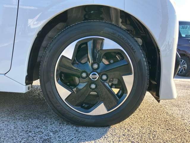 ルークス ハイウェイスター X 禁煙車/衝突被害軽減ブレーキ/アラウンドビューモニター/純正メモリーナビ/フルセグTV/BLUETOOTH/LEDヘッドライト/ハンズフリーパワースライドドア/ツートーンカラー/スマートキー/(13枚目)