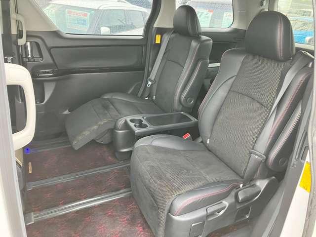 ヴェルファイア 2.4Z ゴールデンアイズII 禁煙車/車検R9年3月/両側電動スライドドア/メモリーナビ/フルセグTV/BLUETOOTH対応/バックカメラ/HIDヘッドライト/パワーバックドア/黒ハーフレザー/ETC/スマートキー/(34枚目)