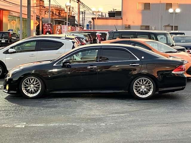 クラウン その他　★車検Ｒ８年７月！！★純正ＨＤＤナビ／フルセグＴＶ★バックカメラ★ＢＬＵＥＴＯＯＴＨ★レザーシート★社外１８インチアルミ★足廻り★シートヒーター★電動サンシェード★（9枚目）