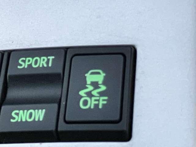 クラウン その他　★車検Ｒ８年７月！！★純正ＨＤＤナビ／フルセグＴＶ★バックカメラ★ＢＬＵＥＴＯＯＴＨ★レザーシート★社外１８インチアルミ★足廻り★シートヒーター★電動サンシェード★（26枚目）