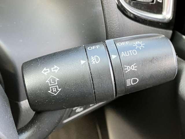 アクセラスポーツ 15Sツーリング ★車検R8年12月!!★純正メモリーナビ/フルセグTV★BLUETOOTH★バックカメラ★ディスチャージ★純正16インチアルミ★スマートシティブレーキサポート★HUD★BSM★(24枚目)