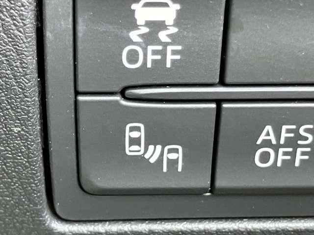 アクセラスポーツ 15Sツーリング ★車検R8年12月!!★純正メモリーナビ/フルセグTV★BLUETOOTH★バックカメラ★ディスチャージ★純正16インチアルミ★スマートシティブレーキサポート★HUD★BSM★(26枚目)