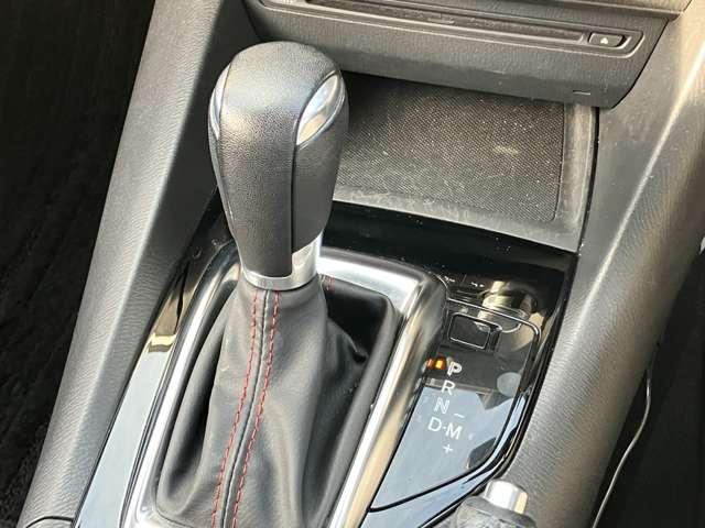 アクセラスポーツ 15Sツーリング ★車検R8年12月!!★純正メモリーナビ/フルセグTV★BLUETOOTH★バックカメラ★ディスチャージ★純正16インチアルミ★スマートシティブレーキサポート★HUD★BSM★(32枚目)