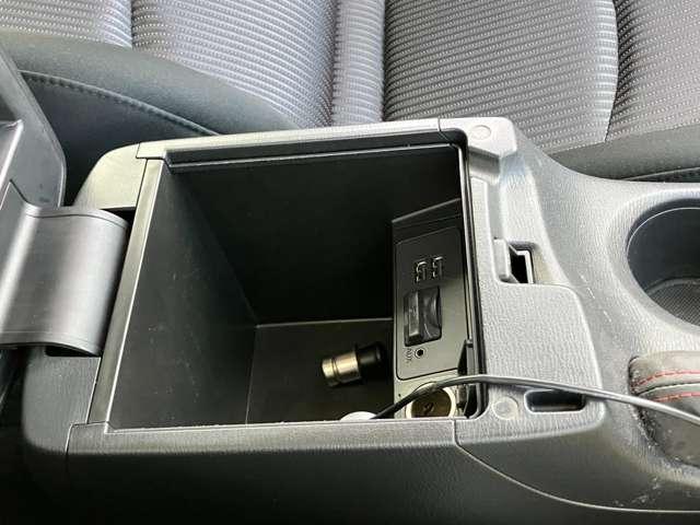 アクセラスポーツ 15Sツーリング ★車検R8年12月!!★純正メモリーナビ/フルセグTV★BLUETOOTH★バックカメラ★ディスチャージ★純正16インチアルミ★スマートシティブレーキサポート★HUD★BSM★(35枚目)