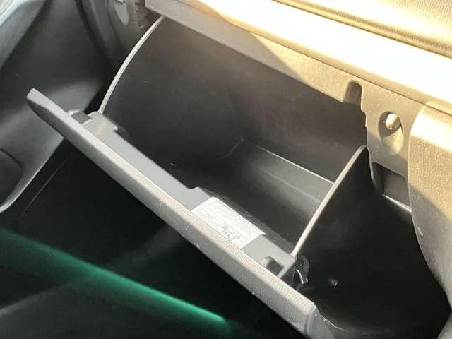 アクセラスポーツ 15Sツーリング ★車検R8年12月!!★純正メモリーナビ/フルセグTV★BLUETOOTH★バックカメラ★ディスチャージ★純正16インチアルミ★スマートシティブレーキサポート★HUD★BSM★(38枚目)