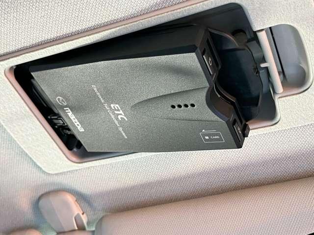 アクセラスポーツ 15Sツーリング ★車検R8年12月!!★純正メモリーナビ/フルセグTV★BLUETOOTH★バックカメラ★ディスチャージ★純正16インチアルミ★スマートシティブレーキサポート★HUD★BSM★(39枚目)