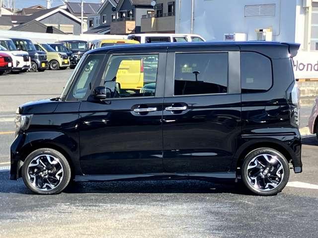 Ｎ－ＢＯＸカスタム Ｇ・Ｌターボホンダセンシング　８インチナビ、フルセグＴＶ、ＬＥＤヘッドライト、両側パワースライドドア（6枚目）