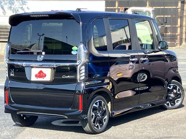 Ｎ－ＢＯＸカスタム Ｇ・Ｌターボホンダセンシング　８インチナビ、フルセグＴＶ、ＬＥＤヘッドライト、両側パワースライドドア（10枚目）