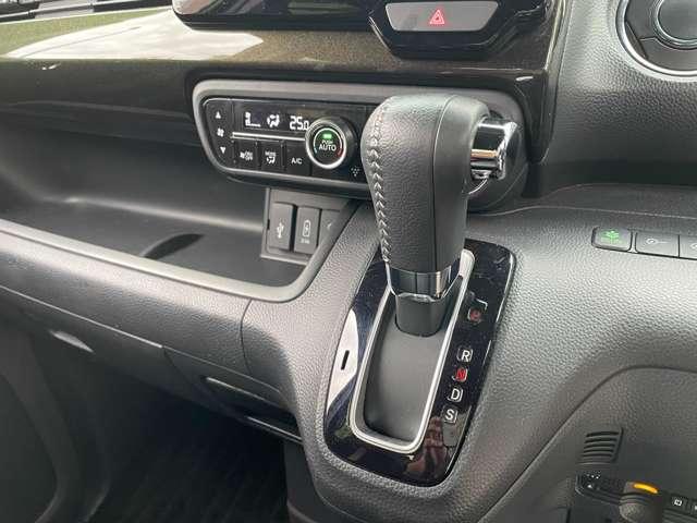 Ｎ－ＢＯＸカスタム Ｇ・Ｌターボホンダセンシング　８インチナビ、フルセグＴＶ、ＬＥＤヘッドライト、両側パワースライドドア（22枚目）