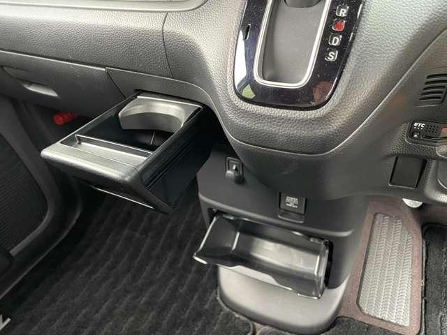 Ｎ－ＢＯＸカスタム Ｇ・Ｌターボホンダセンシング　８インチナビ、フルセグＴＶ、ＬＥＤヘッドライト、両側パワースライドドア（37枚目）