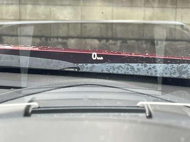 ヘッドアップディスプレイ付き★