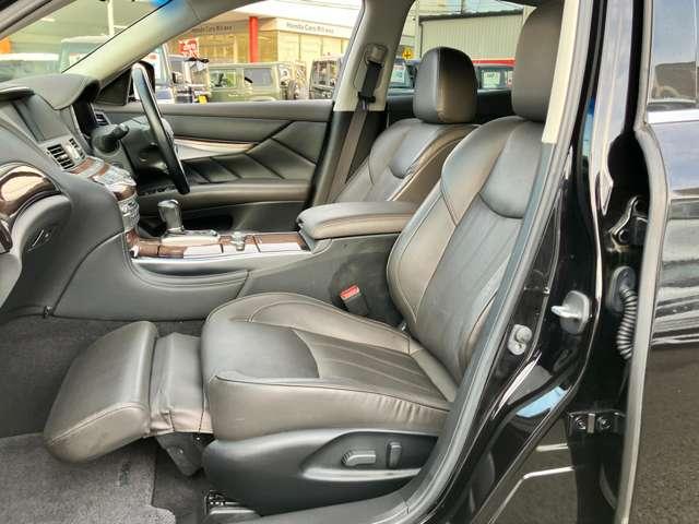 フーガハイブリッド VIP ★DCA★メモリー付きパワーシート★シートベンチレーション★セーフティシールドパッケージ★茶革シート★(18枚目)