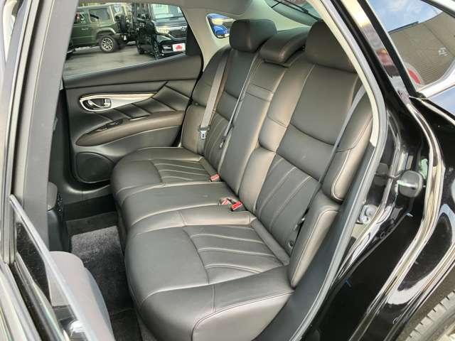 フーガハイブリッド VIP ★DCA★メモリー付きパワーシート★シートベンチレーション★セーフティシールドパッケージ★茶革シート★(19枚目)