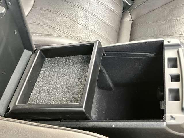 フーガハイブリッド VIP ★DCA★メモリー付きパワーシート★シートベンチレーション★セーフティシールドパッケージ★茶革シート★(42枚目)