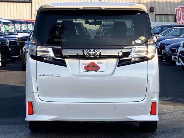 ヴェルファイア ２．５Ｚ　Ａエディション　ゴールデンアイズ　★車検Ｒ８年１２月！！★プリクラッシュセーフティ★両側電動スライドドア★パワーバックドア★ＬＥＤヘッドライト★黒ハーフレザー★純正１８インチアルミ★（8枚目）