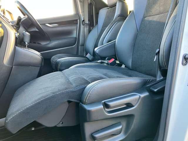 ヴェルファイア ２．５Ｚ　Ａエディション　ゴールデンアイズ　★車検Ｒ８年１２月！！★プリクラッシュセーフティ★両側電動スライドドア★パワーバックドア★ＬＥＤヘッドライト★黒ハーフレザー★純正１８インチアルミ★（18枚目）