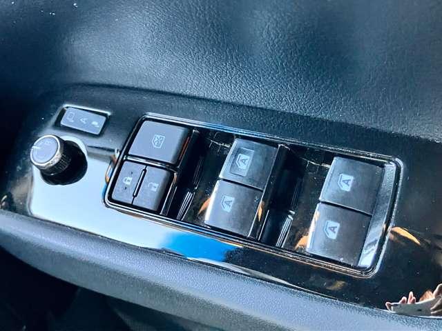 ヴェルファイア ２．５Ｚ　Ａエディション　ゴールデンアイズ　★車検Ｒ８年１２月！！★プリクラッシュセーフティ★両側電動スライドドア★パワーバックドア★ＬＥＤヘッドライト★黒ハーフレザー★純正１８インチアルミ★（32枚目）