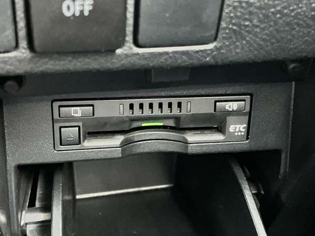 ヴェルファイア ２．５Ｚ　Ａエディション　ゴールデンアイズ　★車検Ｒ８年１２月！！★プリクラッシュセーフティ★両側電動スライドドア★パワーバックドア★ＬＥＤヘッドライト★黒ハーフレザー★純正１８インチアルミ★（41枚目）