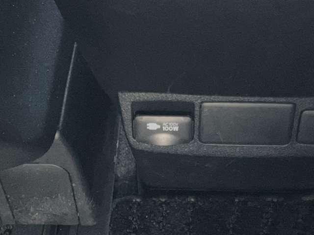 ヴェルファイア ２．５Ｚ　Ａエディション　ゴールデンアイズ　★車検Ｒ８年１２月！！★プリクラッシュセーフティ★両側電動スライドドア★パワーバックドア★ＬＥＤヘッドライト★黒ハーフレザー★純正１８インチアルミ★（42枚目）