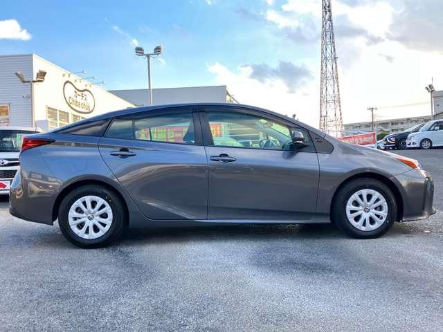 プリウス S ★純正メモリーナビ/フルセグTV★BLUETOOTH★バックカメラ★LEDヘッドライト★純正15インチアルミ★セーフティセンス★(7枚目)