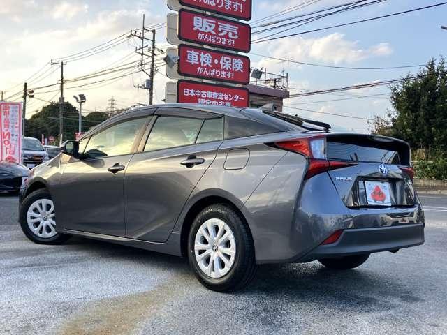 プリウス S ★純正メモリーナビ/フルセグTV★BLUETOOTH★バックカメラ★LEDヘッドライト★純正15インチアルミ★セーフティセンス★(10枚目)