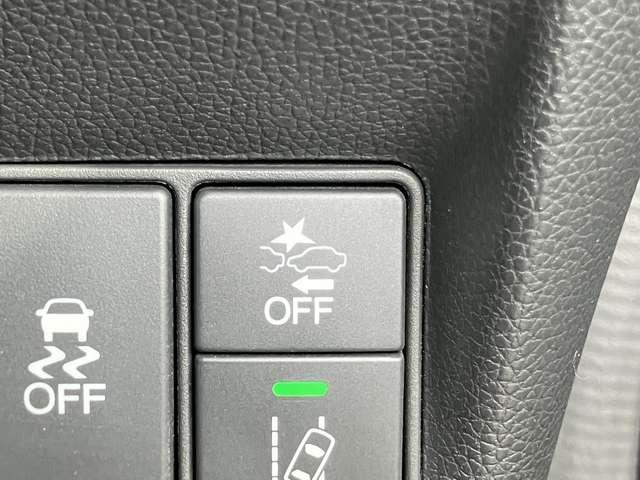 ステップワゴンスパーダ スパーダ・クールスピリット　ホンダセンシング　★純正メモリーナビ／フルセグＴＶ★ＢＬＵＥＴＯＯＴＨ★バックカメラ★ＬＥＤヘッドライト★ホンダセンシング★両側電動スライドドア★ＬＥＤヘッドライト★ハーフレザー★純正１７インチアル（13枚目）