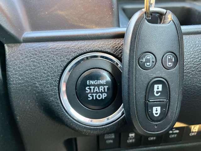【スマートキー＆プッシュスタート】　カギを出さなくてもドアロック＆解除、エンジンスタート＆ストップが出来ます♪