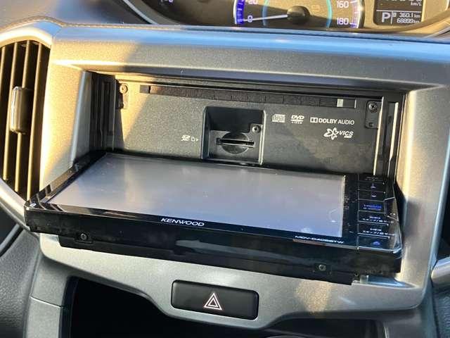 ディスク挿入口★