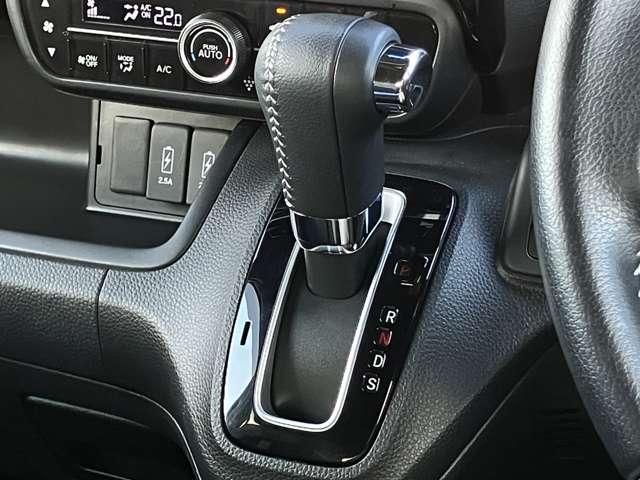 Ｎ－ＢＯＸカスタム Ｌターボ　★車検Ｒ９年４月！！★社外メモリーナビ／フルセグＴＶ★ＢＬＵＥＴＯＯＴＨ★バックカメラ★ＬＥＤヘッドライト★ホンダセンシング★両側スライドドア★純正１５インチアルミ★黒ハーフレザー（29枚目）