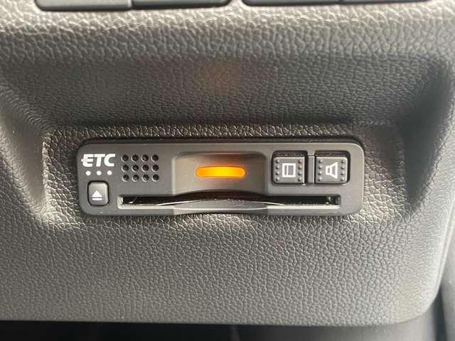 フリード G・ホンダセンシング ★車検R9年5月!!★純正メモリーナビ/フルセグTV★BLUETOOTH★バックカメラ★LEDヘッドライト★ホンダセンシング★両側電動スライドドア★黒ハーフレザー★純正15インチア(32枚目)