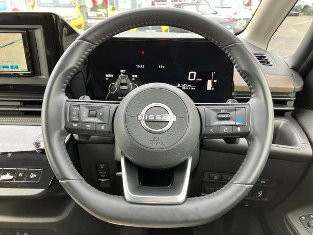 セレナ ハイウェイスターＶ　アイドリングストップ！３６０度セーフティアシスト！イクリプスナビ＆ＢＴ！インテリジェントアラウンドビューモニター＆ルームミラー！ハンズフリー両側パワースライドドア！ＬＥＤヘッドライ（32枚目）