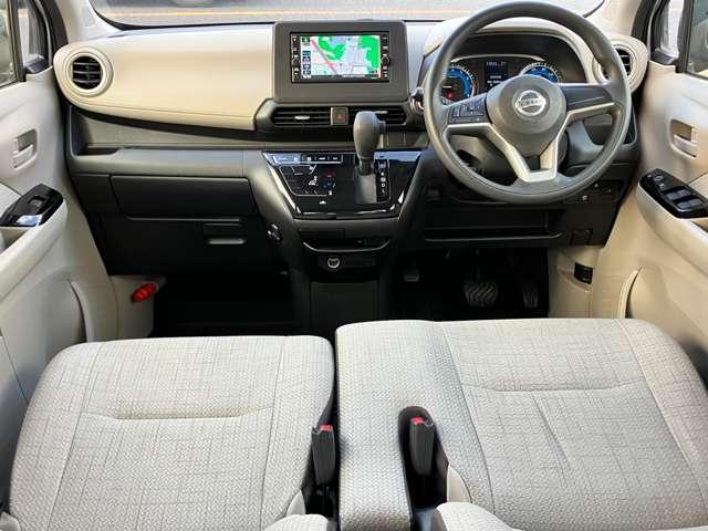 デイズ Ｘ　★車検Ｒ８年１１月★純正メモリーナビ／フルセグＴＶ★ＢＬＵＥＴＯＯＴＨ★バックカメラ★エマージェンシーブレーキ★純正１４インチアルミ★アイドリングストップ★（15枚目）