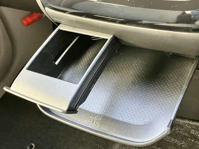 デイズ Ｘ　★車検Ｒ８年１１月★純正メモリーナビ／フルセグＴＶ★ＢＬＵＥＴＯＯＴＨ★バックカメラ★エマージェンシーブレーキ★純正１４インチアルミ★アイドリングストップ★（30枚目）