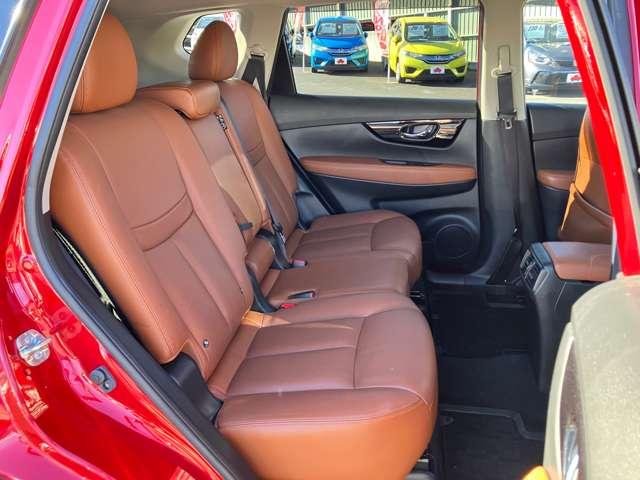 エクストレイル ２０Ｘｉ　レザーエディション　Ｖセレクション　★ワンオーナー車★純正メモリーナビ／フルセグＴＶ★ＢＬＵＥＴＯＯＴＨ★アラウンドビューモニター★エマージェンシーブレーキ★プロパイロット★ＬＥＤヘッドライト★デジタルインナーミラー（36枚目）