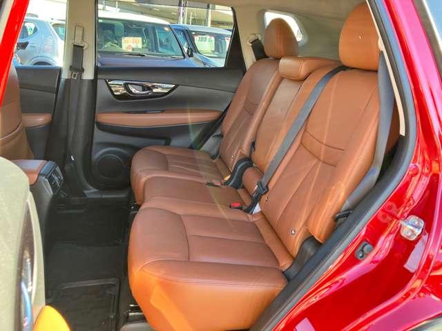 エクストレイル ２０Ｘｉ　レザーエディション　Ｖセレクション　★ワンオーナー車★純正メモリーナビ／フルセグＴＶ★ＢＬＵＥＴＯＯＴＨ★アラウンドビューモニター★エマージェンシーブレーキ★プロパイロット★ＬＥＤヘッドライト★デジタルインナーミラー（37枚目）