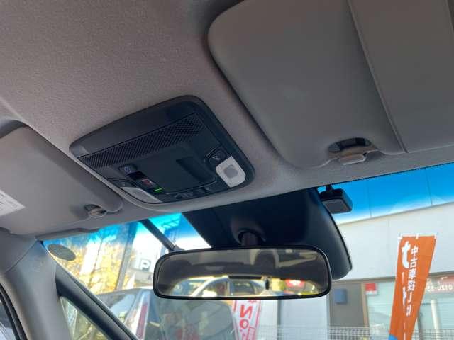 フィット ｅ：ＨＥＶホーム　純正９インチナビ・フルセグ地デジＴＶ・バックカメラ・純正前後ドラレコ・ホンダセンシング・ＬＥＤヘッドライト・ハーフレザーシート（35枚目）